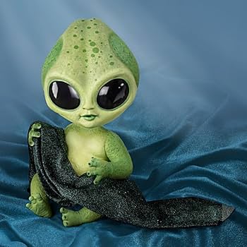 1個限定　エイリアン　ベビー　ドール　人形　35㎝　ALIEN DOLL 35cm Realistic Reborn Alien Baby-Doll for Grandma Collection